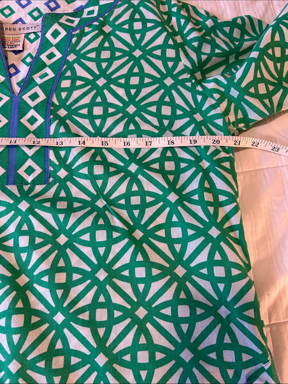 Gretchen Scott Designs Geometric Print Split-Neck Tunic Size Medium - Picture 6 of 7